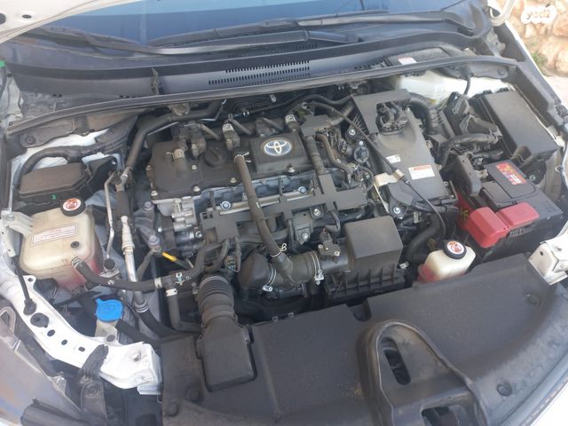 מודעת רכב טויוטה קורולה