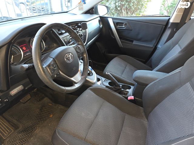 טויוטה אוריס