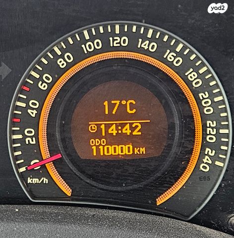 מודעת רכב טויוטה אוריס