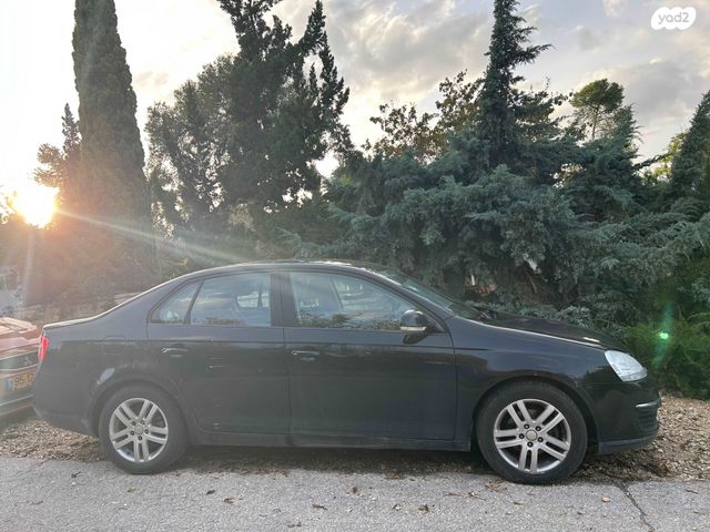 מודעת רכב פולקסווגן ג'טה 