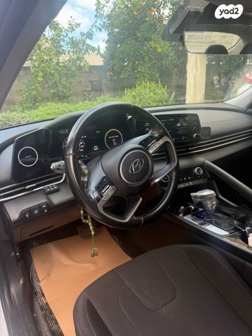 יונדאי אלנטרה