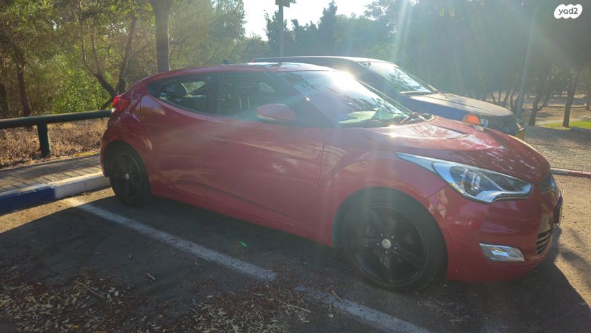 מודעת רכב יונדאי ולוסטר