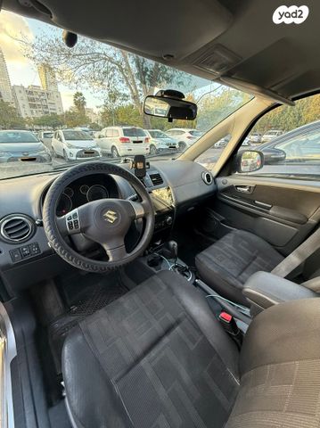 סוזוקי SX4