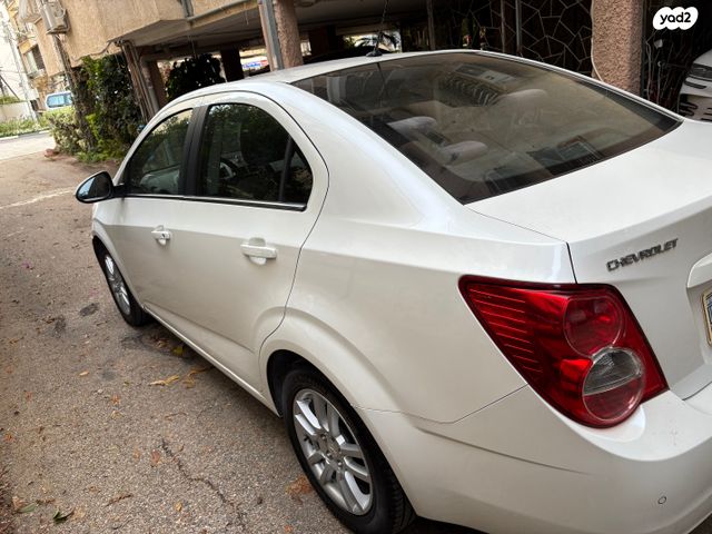 שברולט סוניק