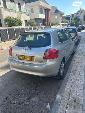 טויוטה אוריס