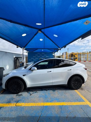 מודעת רכב טסלה מודל Y