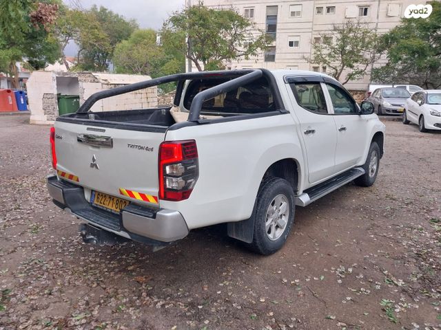 מיצובישי טרייטון / L200