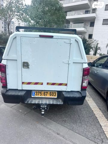 מודעת רכב איסוזו די-מקס