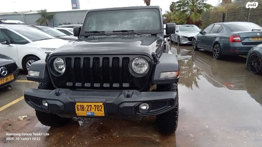 מודעת רכב ג'יפ רנגלר