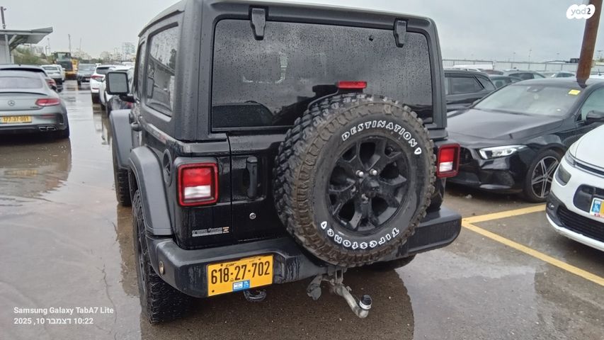 מודעת רכב ג'יפ רנגלר 2