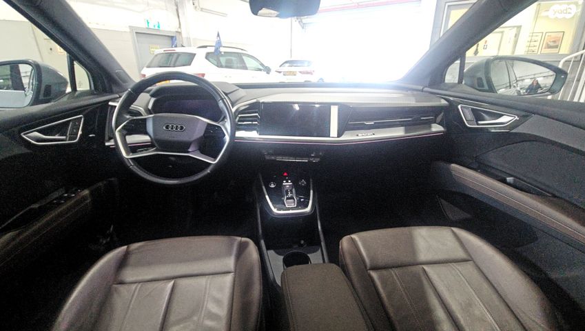 אאודי Q4 e-tron