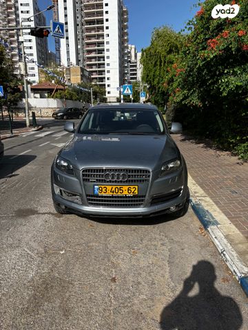 מודעת רכב אאודי Q7