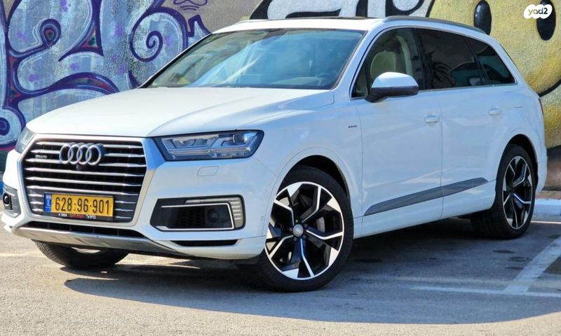 מודעת רכב אאודי Q7