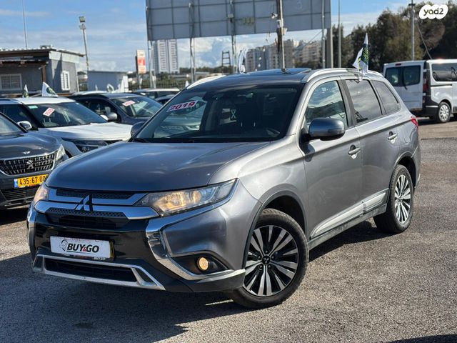 מיצובישי אאוטלנדר