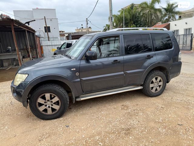 מודעת רכב מיצובישי פג'רו