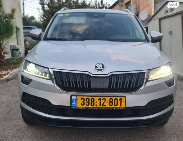 מודעת רכב סקודה קארוק 1