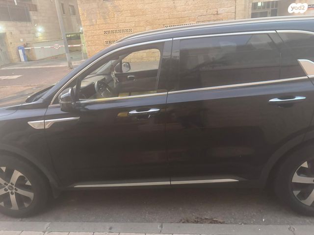 מודעת רכב קיה סורנטו