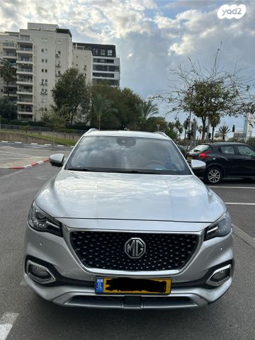 מודעת רכב אם ג'י EHS PHEV