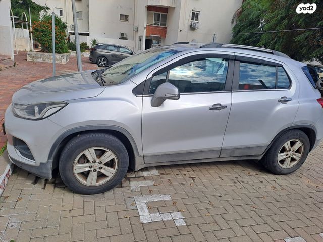 מודעת רכב שברולט טראקס