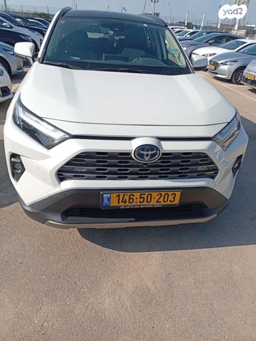 טויוטה RAV4