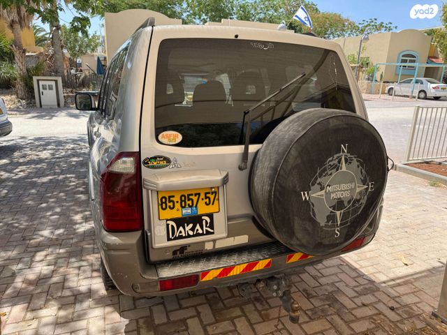 מיצובישי פג'רו