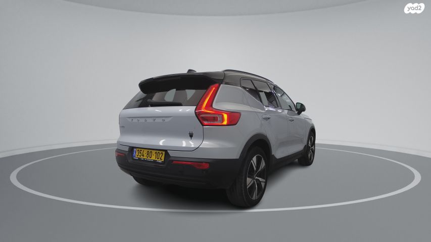 וולוו XC40