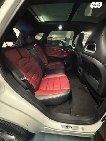 מודעת רכב אם ג'י EHS PHEV