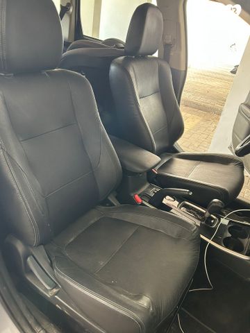 מיצובישי אאוטלנדר