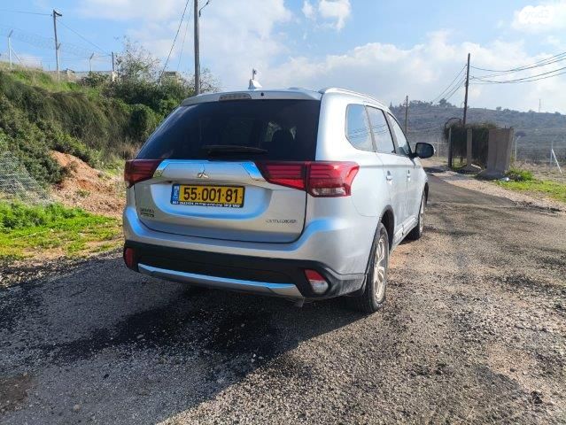 מיצובישי אאוטלנדר