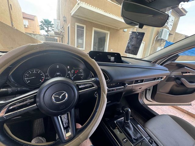 מאזדה CX-30