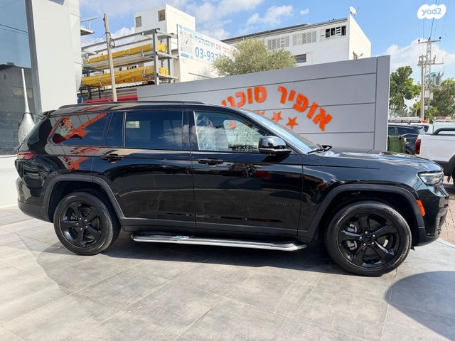 מודעת רכב ג'יפ גרנד צ'ירוקי