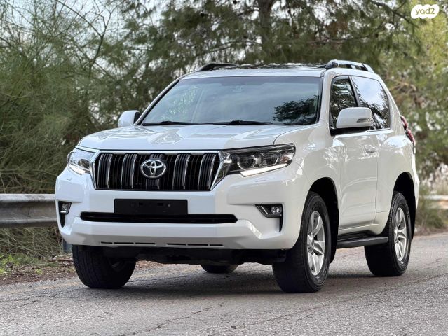 טויוטה לנד קרוזר