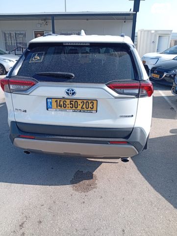 מודעת רכב טויוטה RAV4