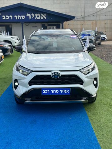 טויוטה RAV4