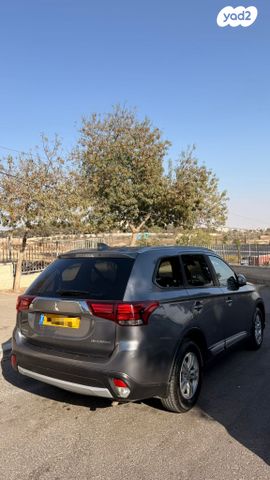 מיצובישי אאוטלנדר