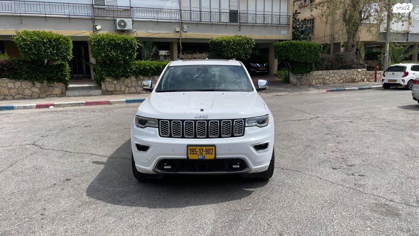 מודעת רכב ג'יפ גרנד צ'ירוקי