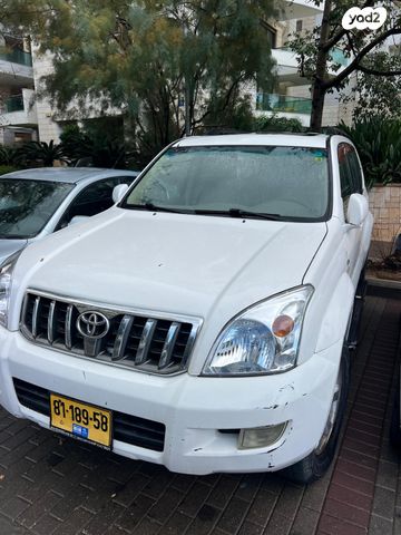 טויוטה לנד קרוזר