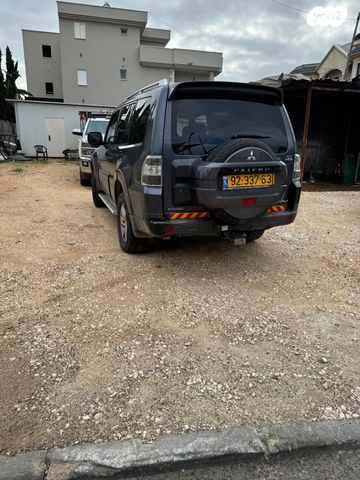 מיצובישי פג'רו