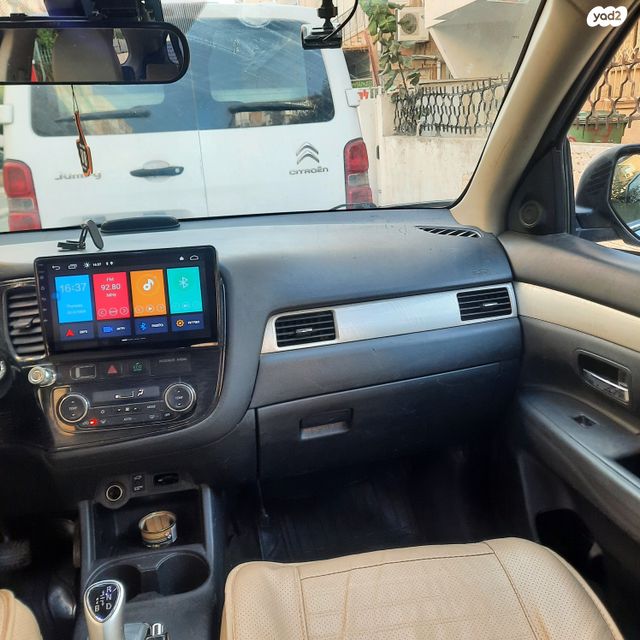 מיצובישי אאוטלנדר