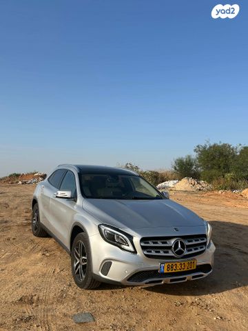 מרצדס-בנץ GLA