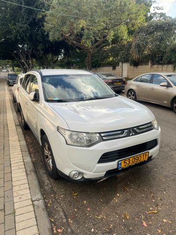 מיצובישי אאוטלנדר