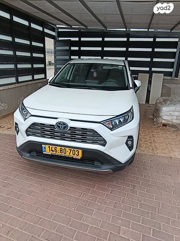 מודעת רכב טויוטה RAV4