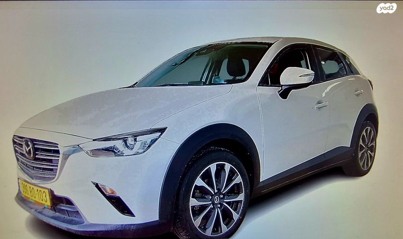 מודעת רכב מאזדה CX-3