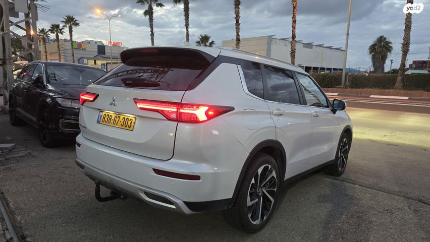 מיצובישי אאוטלנדר