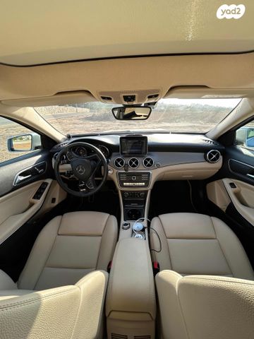 מרצדס-בנץ GLA