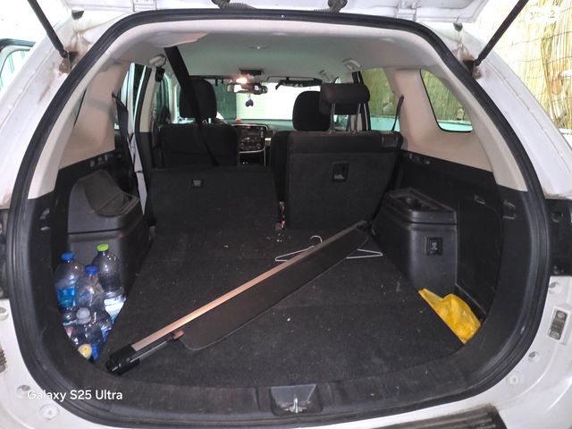 מיצובישי אאוטלנדר