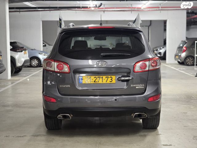 יונדאי סנטה פה