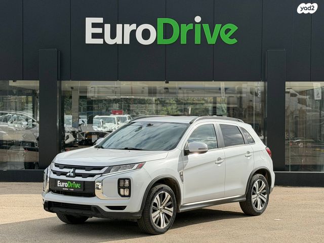 מודעת רכב מיצובישי ASX