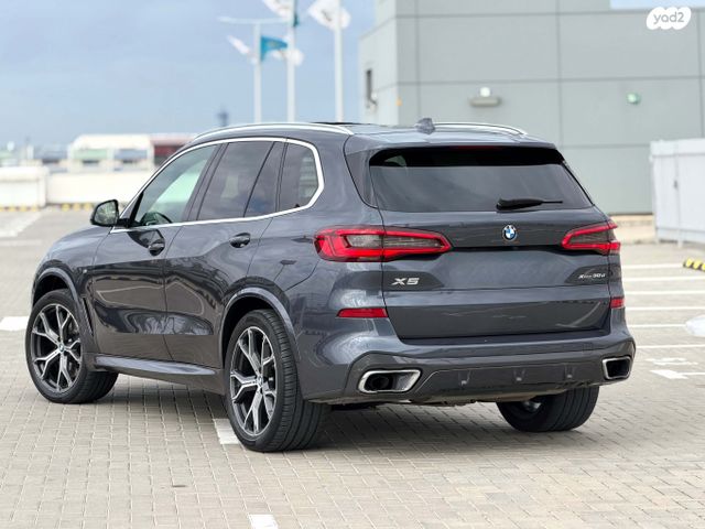 ב מ וו X5