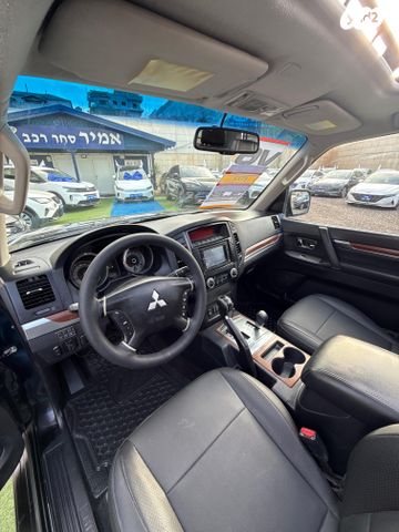 מיצובישי פג'רו